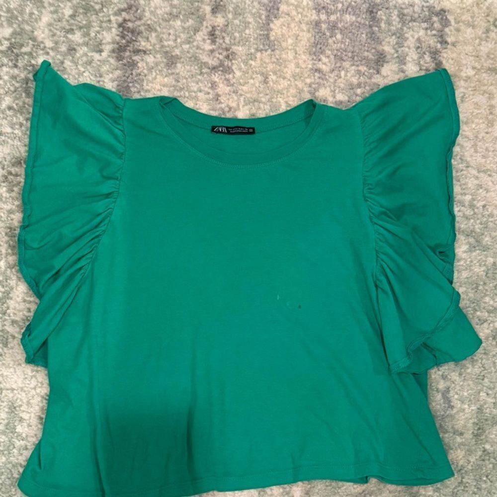 Zara Green Crop Top with Scoop Neck and Flutter Sleeves
